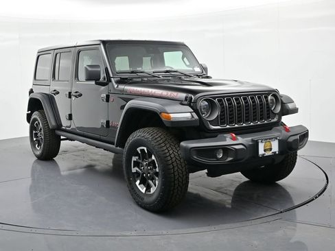 Used 2025 Jeep Wrangler Unlimited Rubicon image 4