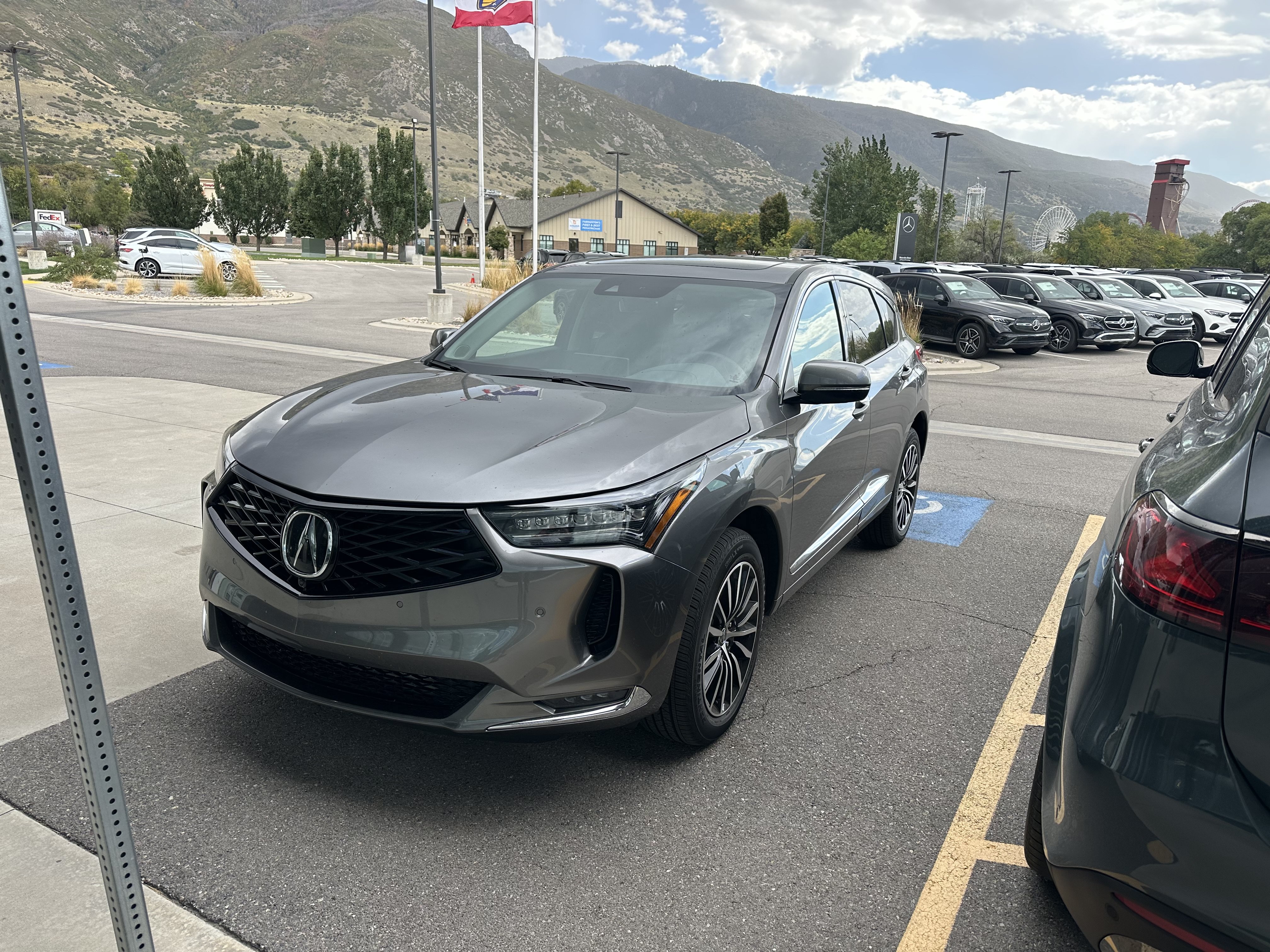 Used 2025 Acura RDX w/ Advance Package AWD/4WD image 2