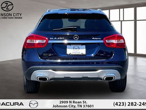 Used 2018 Mercedes-Benz GLA 250 4MATIC image 4