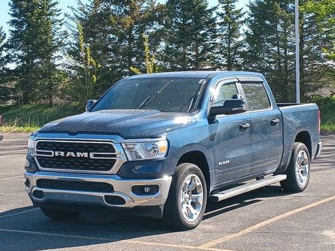 Used 2023 RAM 1500 Big Horn AWD/4WD image 3