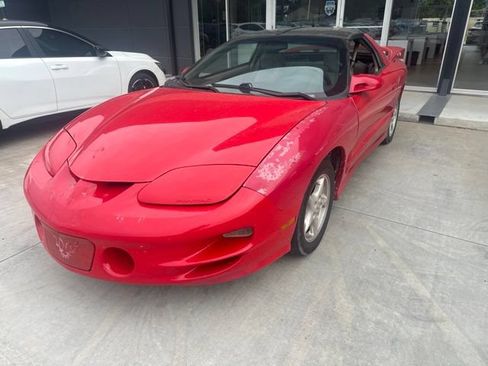 Used 1999 Pontiac Firebird Formula w/ Security Pkg RWD image 2