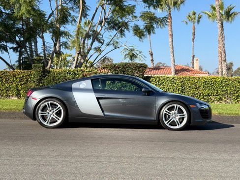 Used 2008 Audi R8 V8 image 8