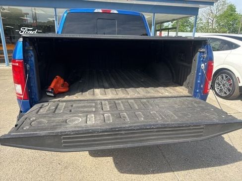 Used 2017 Ford F150 XLT w/ Equipment Group 302A Luxury AWD/4WD image 12