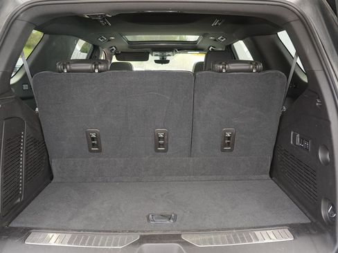 Used 2021 Chevrolet Tahoe High Country AWD/4WD image 27