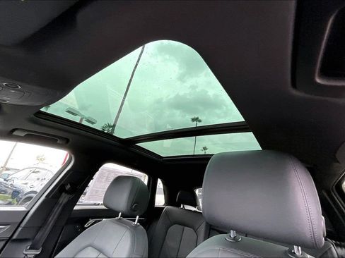 Used 2022 Audi Q3 2.0T Premium Plus w/ Premium Plus Package image 12