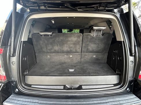 Used 2017 GMC Yukon Denali RWD image 29