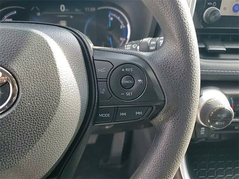 Certified 2025 Toyota RAV4 XLE image 15