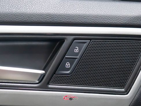 Used 2022 Volkswagen Atlas SE image 41