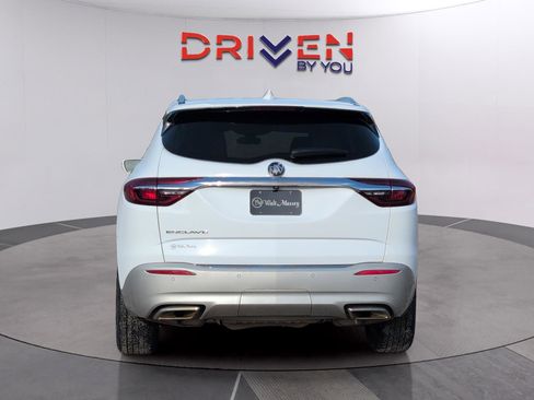 Used 2020 Buick Enclave Essence image 4