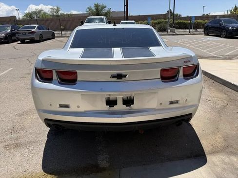 Used 2010 Chevrolet Camaro LT w/ RS Package RWD image 4