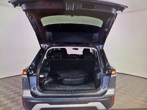 Used 2025 Volkswagen Tiguan S FWD image 14
