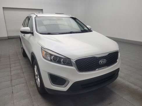 Used 2018 Kia Sorento FWD V6 image 13
