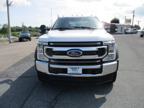 Used 2022 Ford F450 XLT image 2
