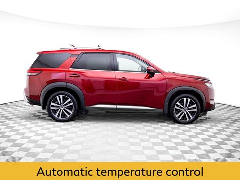 Used 2024 Nissan Pathfinder Platinum w/ Cargo Package AWD/4WD image 7