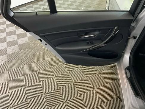Used 2015 BMW 328i xDrive Wagon AWD/4WD image 28