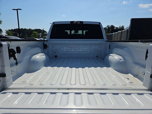 Used 2022 RAM 2500 Laramie w/ Snow Chief Group AWD/4WD image 12