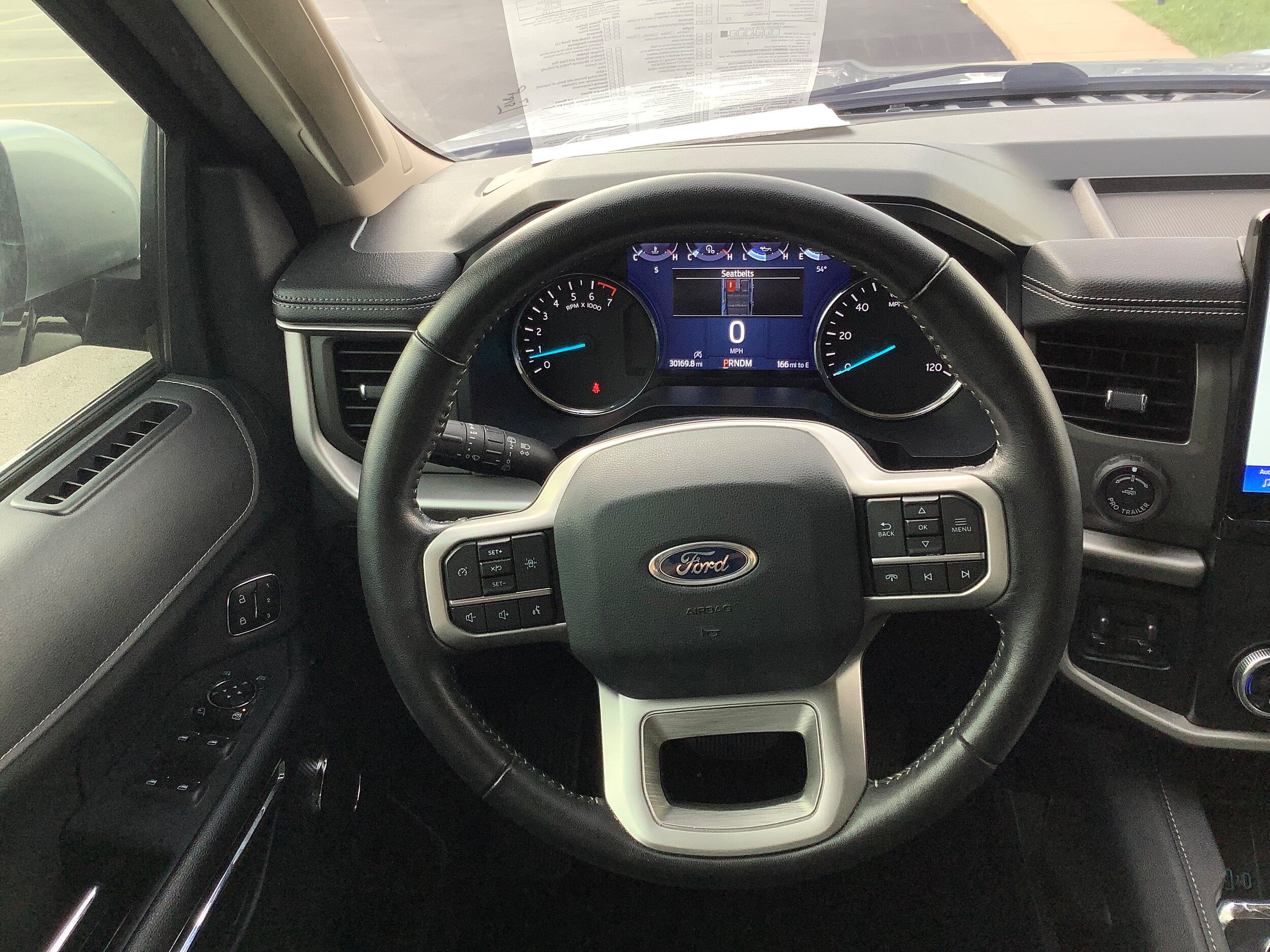 Used 2024 Ford Expedition XLT AWD/4WD image 9
