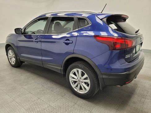 Used 2019 Nissan Rogue Sport SV image 3
