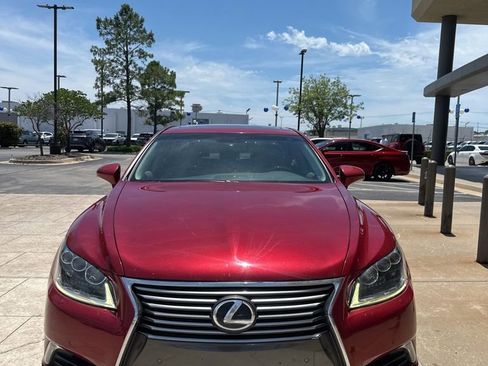 Used 2014 Lexus LS 460 w/ Comfort Package RWD image 13