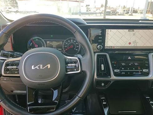 Used 2023 Kia Sorento EX w/ Panoramic Sunroof Package image 32