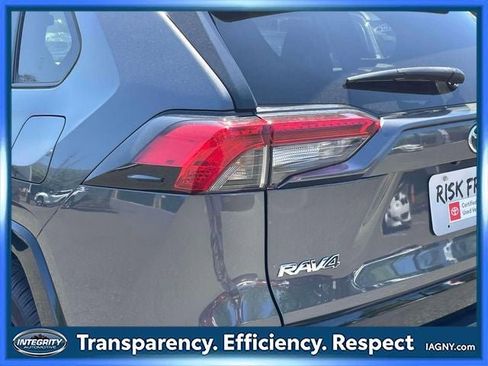Certified 2023 Toyota RAV4 SE AWD/4WD image 11