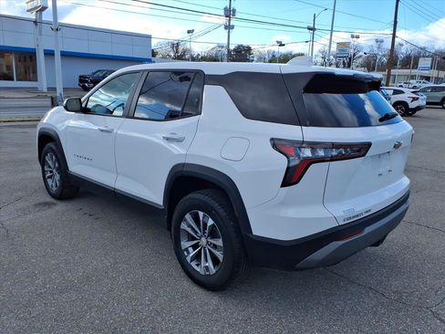 Used 2026 Chevrolet Equinox LT w/ Convenience Package II image 6