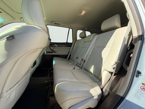Used 2013 Lexus GX 460 image 13
