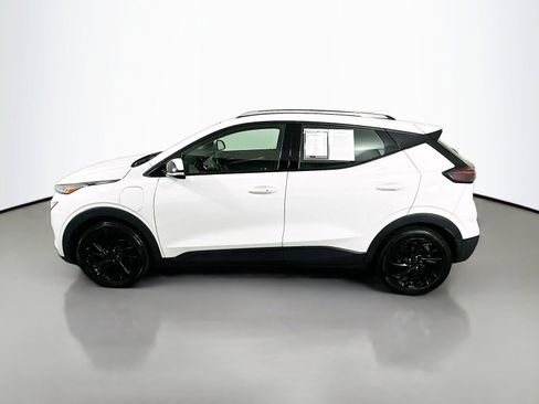 Used 2023 Chevrolet Bolt EUV LT FWD image 4