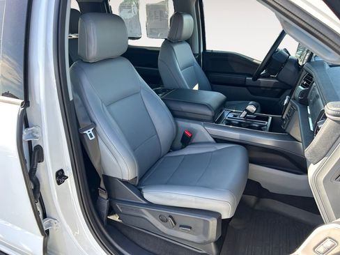 Used 2025 Ford F150 Lightning Flash AWD/4WD image 10