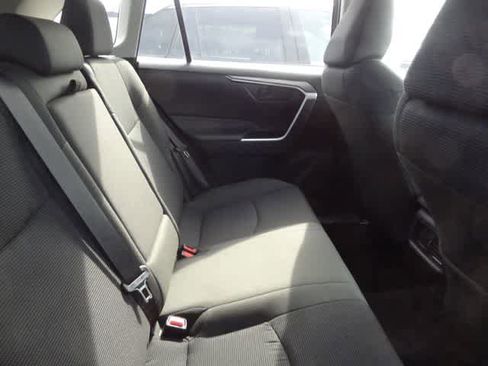 Certified 2025 Toyota RAV4 LE AWD/4WD image 10