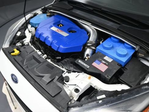 Used 2018 Ford Focus ST image 70