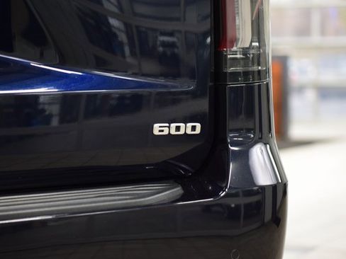 Used 2021 Cadillac Escalade Premium Luxury w/ Driver Assist Tech Package image 22