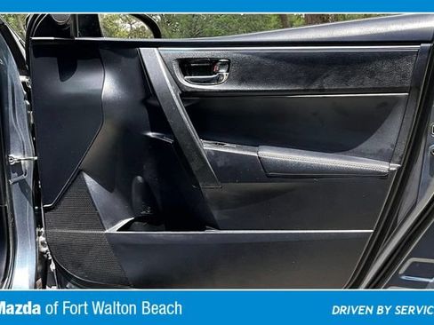 Used 2016 Toyota Corolla S FWD image 29