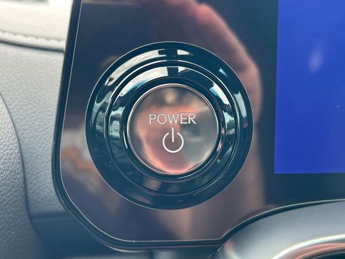 Used 2025 Lexus LX 700h Luxury image 36