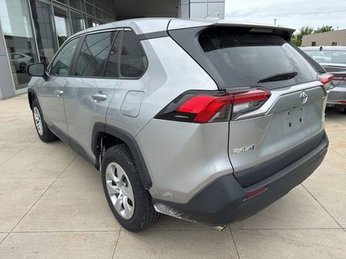 Used 2023 Toyota RAV4 LE AWD/4WD image 5