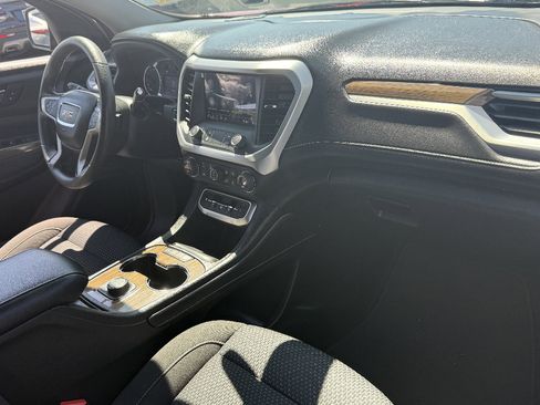 Used 2022 GMC Acadia SLE AWD/4WD image 25