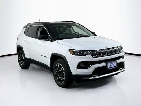 Used 2022 Jeep Compass Limited AWD/4WD image 3