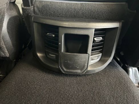 Used 2024 RAM 2500 Big Horn AWD/4WD image 31
