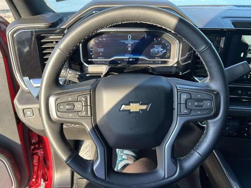 Used 2025 Chevrolet Silverado 2500 High Country w/ High Country Premium Package AWD/4WD image 27
