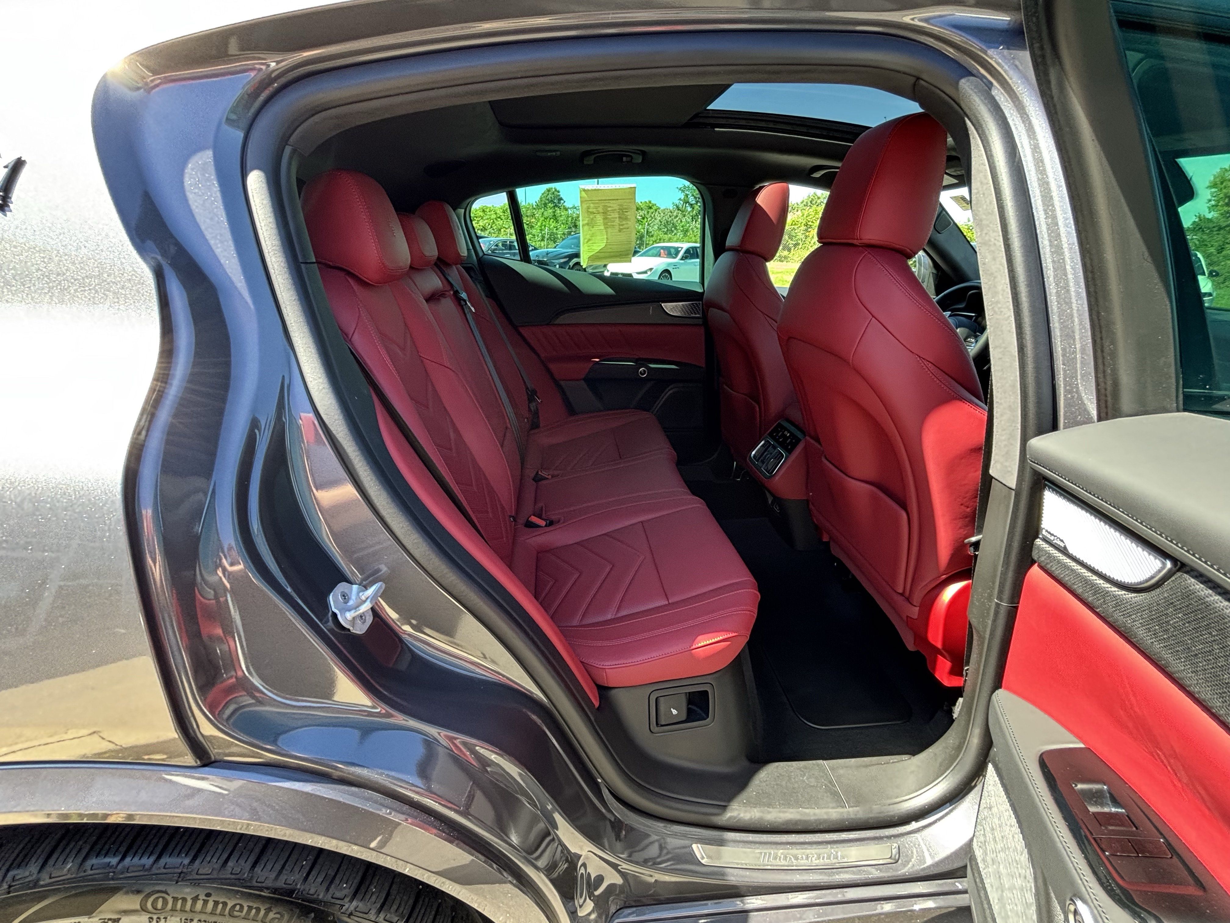 Used 2023 Maserati Grecale Folgore AWD/4WD image 47