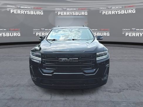Used 2023 GMC Acadia SLE w/ Driver Convenience Package FWD image 3