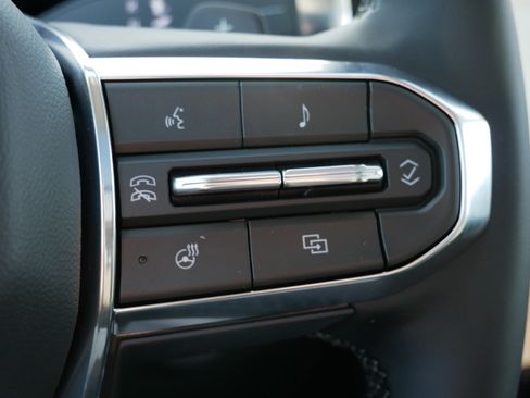 New 2026 GMC Terrain Denali w/ LPO, Black Badging Package image 18