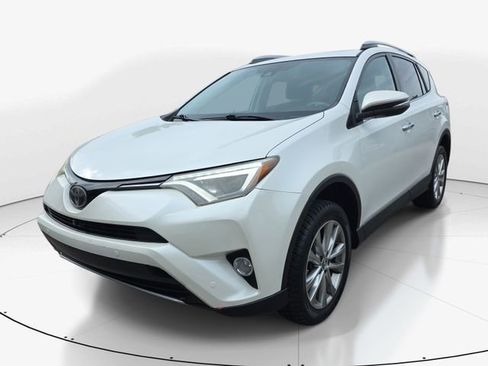 Used 2018 Toyota RAV4 Limited w/ Advanced Technology Package FWD image 6