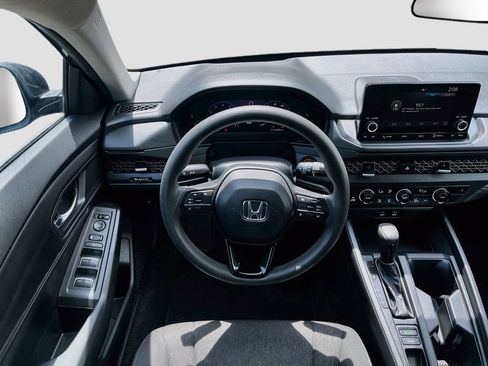 Used 2024 Honda Accord EX image 22