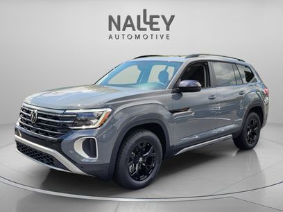 New 2025 Volkswagen Atlas Peak Edition SE