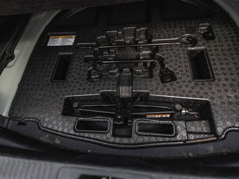 Used 2024 Toyota Camry SE FWD image 34