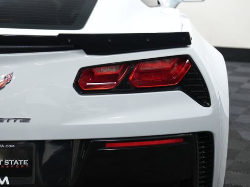 Used 2018 Chevrolet Corvette Grand Sport image 16