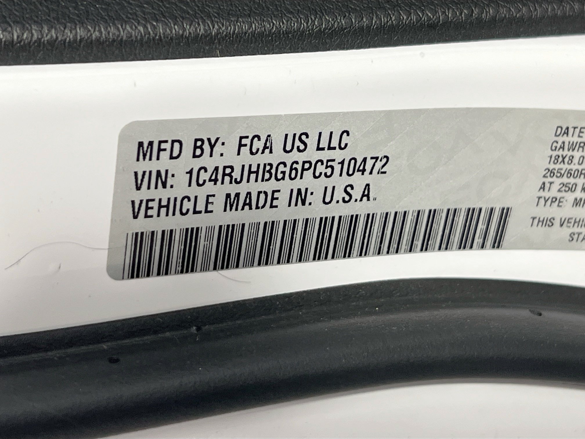 Used 2023 Jeep Grand Cherokee Limited AWD/4WD image 31