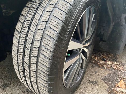 Used 2022 Nissan Pathfinder Platinum image 25