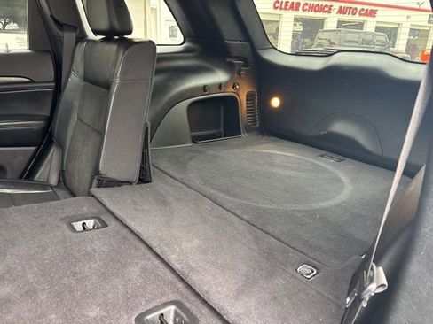 Used 2021 Jeep Grand Cherokee Laredo X RWD image 24